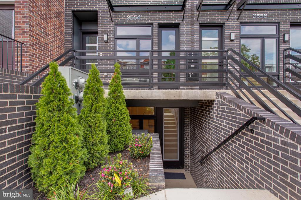 3554 13th St NW in Washington, DC - Building Photo