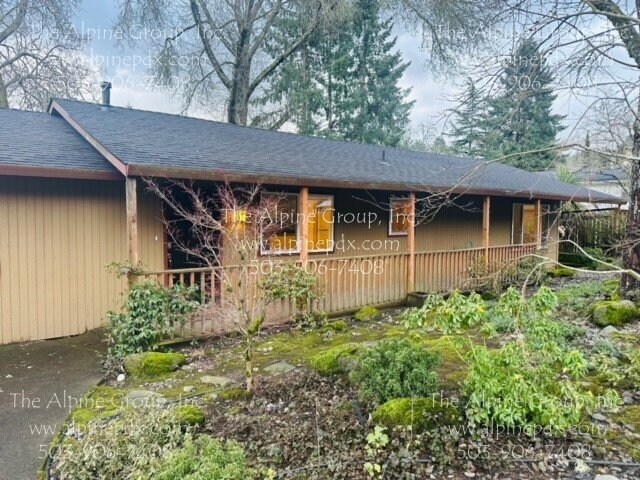 2460 Tulane St in West Linn, OR - Building Photo
