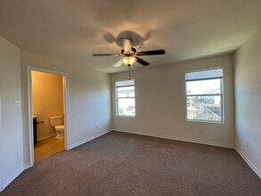 6323 Melanzane Ave in San Antonio, TX - Building Photo - Building Photo