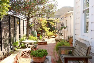 1142 Peach St in Alameda, CA - Building Photo