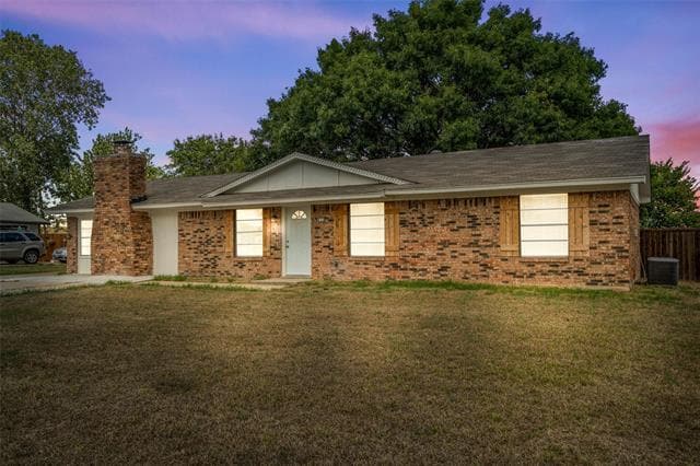 property at 810 S Western Hls Dr