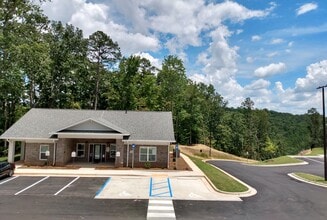 Peaks of Dahlonega in Dahlonega, GA - Foto de edificio - Building Photo
