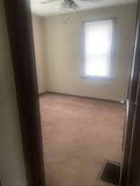 2938 S 6th St in Terre Haute, IN - Building Photo
