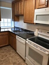 32 Worthen Rd in Lexington, MA - Building Photo - Building Photo