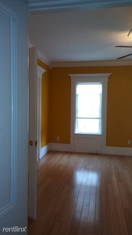 107 Ash St in New Bedford, MA - Building Photo - Building Photo