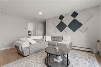 26 Westgate Rd, Unit 6 in Boston College, MA - Building Photo - Building Photo