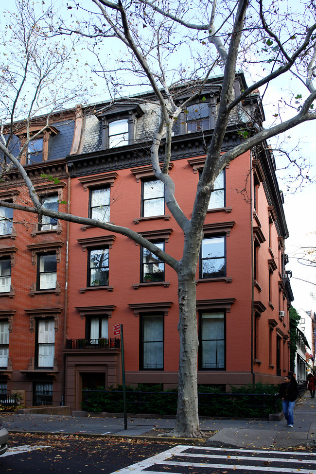 93 Remsen St in Brooklyn, NY - Building Photo - Building Photo