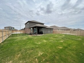 6215 Liam St in Odessa, TX - Foto de edificio - Building Photo