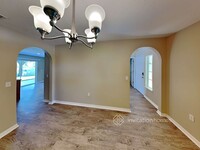 225 Tres Reyes Ln in Groveland, FL - Foto de edificio - Building Photo