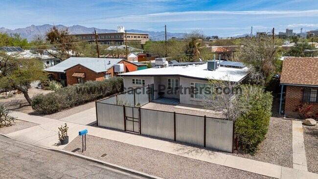 110 N Melwood Ave in Tucson, AZ - Building Photo - Building Photo