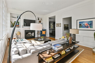 635 Bonaventure Ave NE in Atlanta, GA - Building Photo - Building Photo