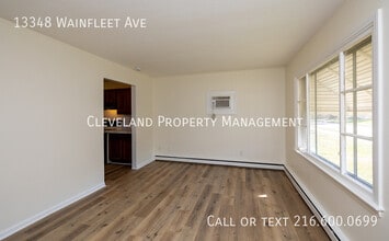 13348 Wainfleet Ave in Cleveland, OH - Building Photo - Building Photo