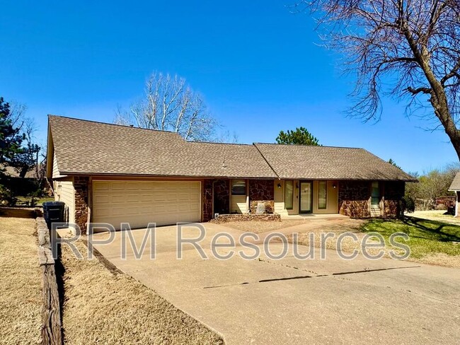 property at 12105 Old Farm Cir