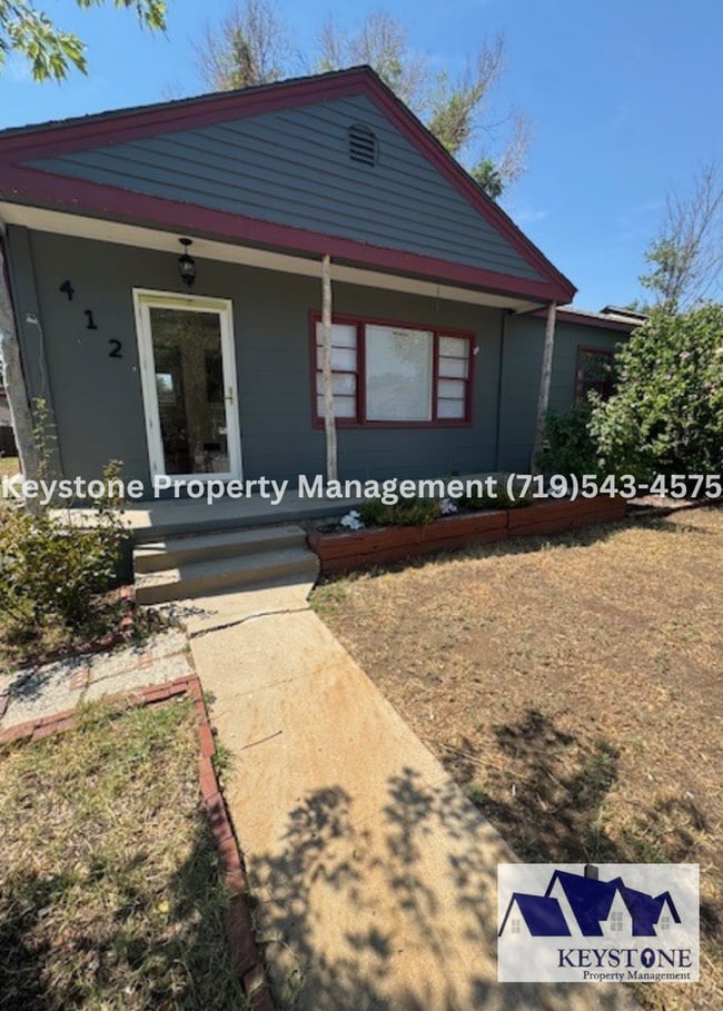 property at 412 W 27th St