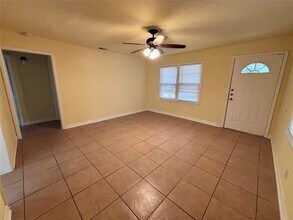 304 Elm St in Hurst, TX - Building Photo - Building Photo