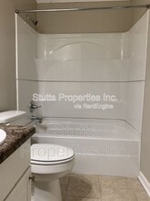 414 Hermitage Dr in Florence, AL - Foto de edificio - Building Photo