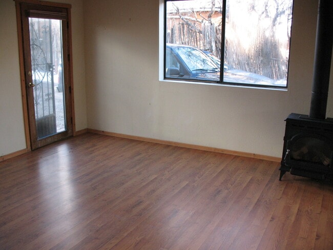 714 Baca St in Santa Fe, NM - Foto de edificio - Building Photo