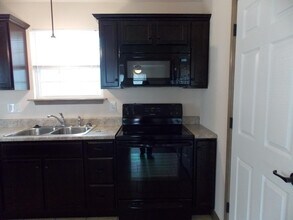 402 Red Bird St in Troy, IL - Building Photo - Building Photo