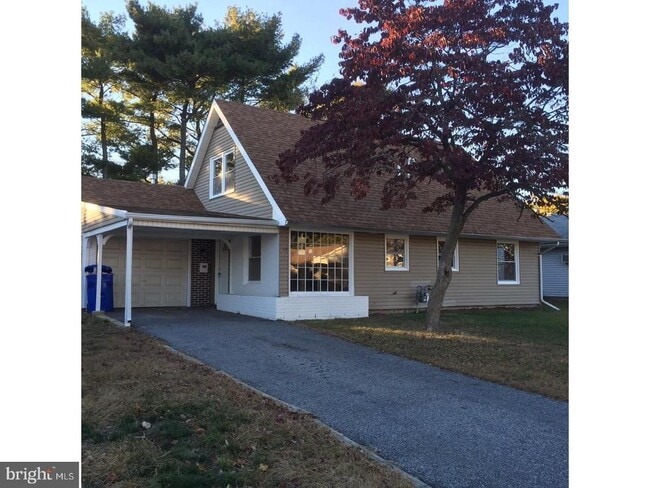 property at 15 Blueberry Ln