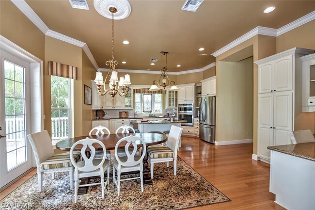 1811 Dade Ct in Marco Island, FL - Foto de edificio - Building Photo