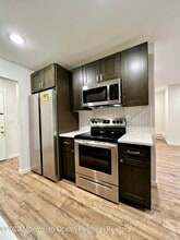 60 Amberly Dr in Englishtown, NJ - Building Photo - Building Photo