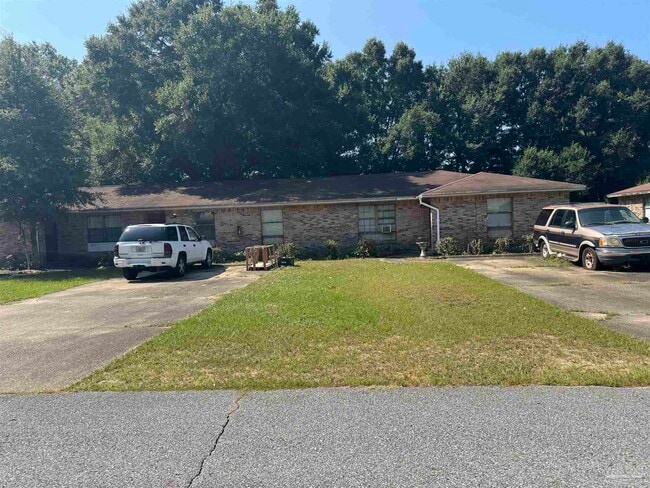 property at 6413 Kennington Cir