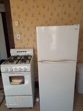 11 Milltown Rd in East Brunswick, NJ - Foto de edificio - Building Photo