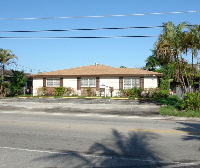 1767 NW 55th Ave in Fort Lauderdale, FL - Building Photo - Building Photo