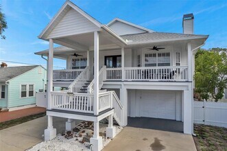 7615 Coquina Way in St Pete Beach, FL - Foto de edificio - Building Photo
