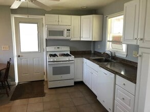 7 Old Orchard Ln in Kingston, MA - Foto de edificio - Building Photo