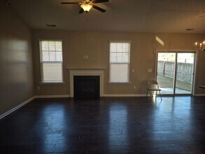 284 River Oak St in Spring Lake, NC - Building Photo - Building Photo