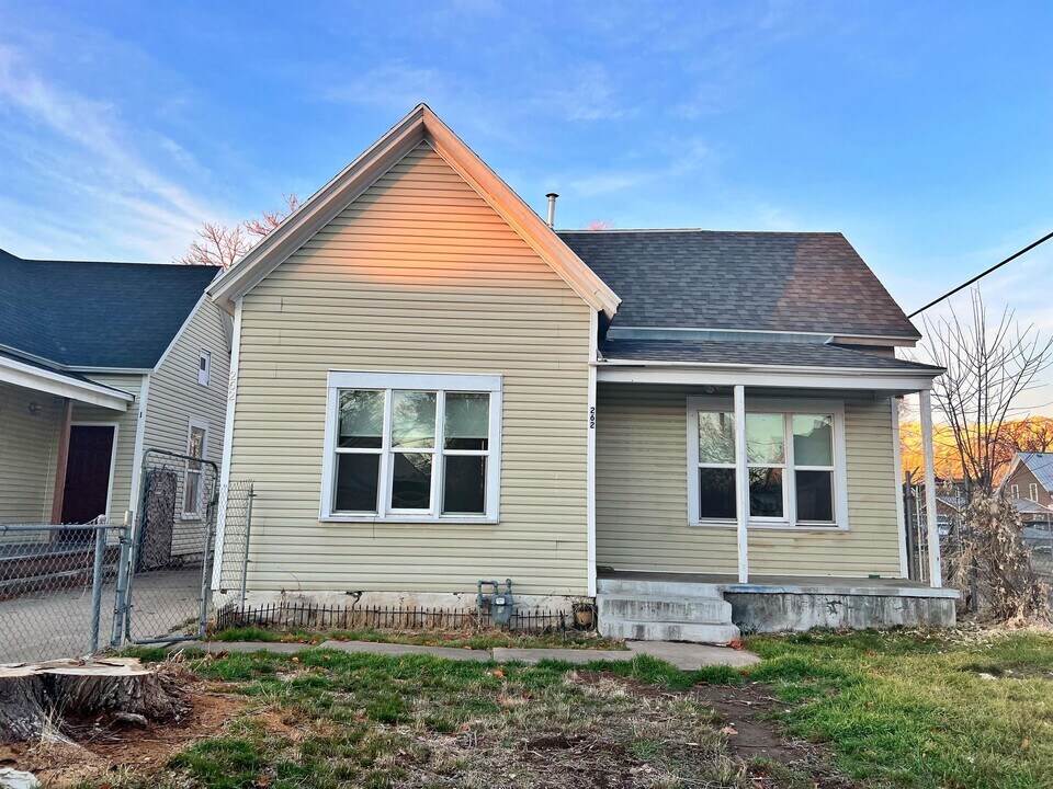 262 33rd St in Ogden, UT - Building Photo