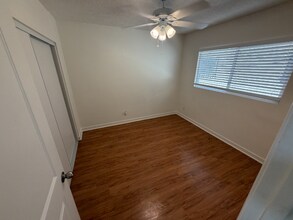 9320 Elm Vista Dr, Unit 9320 Elm Vista in Downey, CA - Building Photo - Building Photo