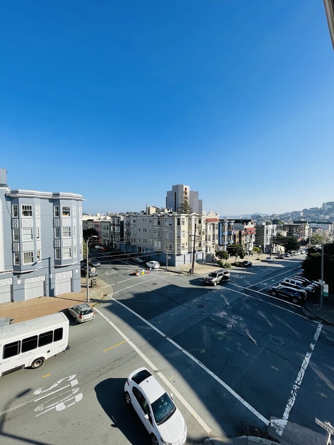 801 Baker St, Unit 17 in San Francisco, CA - Building Photo - Building Photo