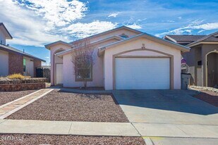 12110 St Romeo Ave in El Paso, TX - Building Photo