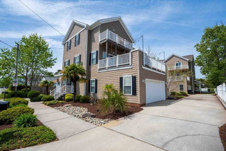 407 18th St, Unit A in Virginia Beach, VA - Foto de edificio - Building Photo