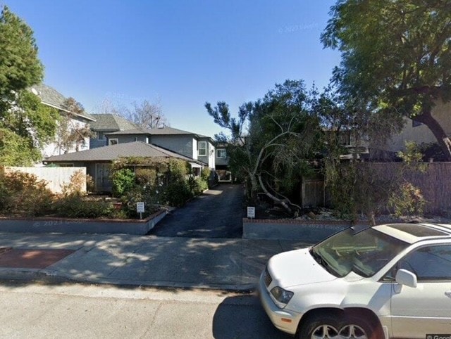 property at 5250 Whitsett Ave