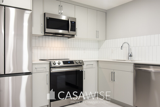 3440 Craig Lndg SW in Edmonton, AB - Building Photo - Building Photo