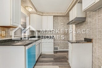 14707 Agnes Ave in Eastpointe, MI - Building Photo - Building Photo