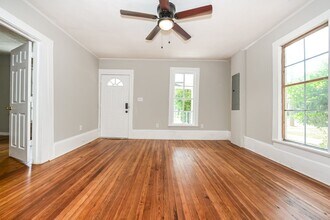 101 N 14th St in Griffin, GA - Foto de edificio - Building Photo