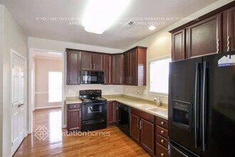 11227 Winget Pond Rd in Charlotte, NC - Building Photo - Building Photo
