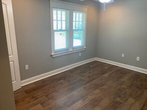 218 W 34th St in Kansas City, MO - Building Photo - Building Photo