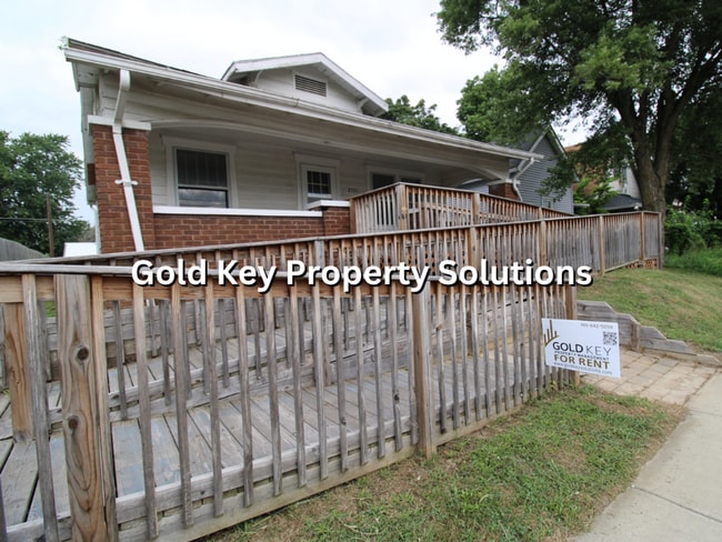 property at 2321 Noble St