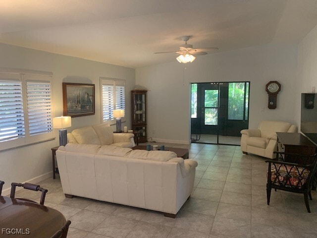 5829 Wild Fig Ln in Ft. Myers, FL - Building Photo - Building Photo