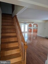 7826 Bodkin View Dr in Pasadena, MD - Building Photo - Building Photo