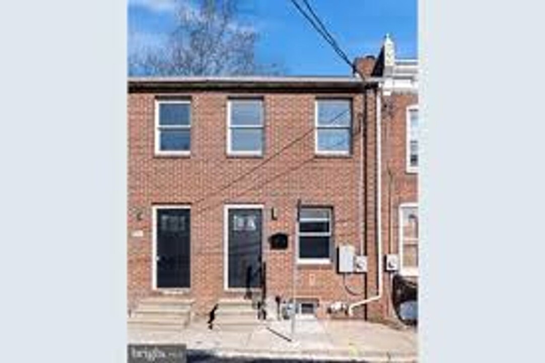 723 E 10th St in Wilmington, DE - Building Photo