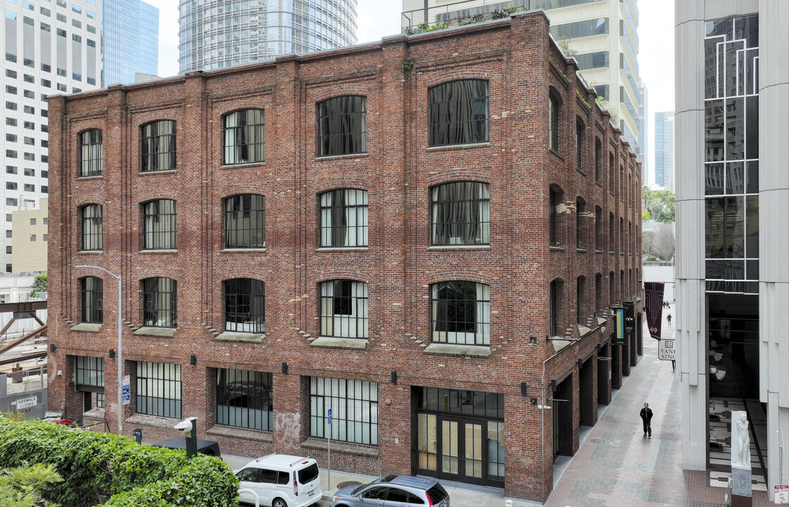 One Ecker Place in San Francisco, CA - Building Photo