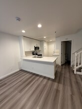 725 W Fletcher Ave in Orange, CA - Building Photo - Building Photo