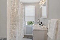 2527 N Front St photo'