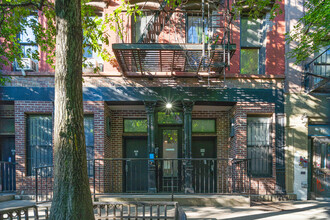 516 E 13th St in New York, NY - Building Photo - Building Photo